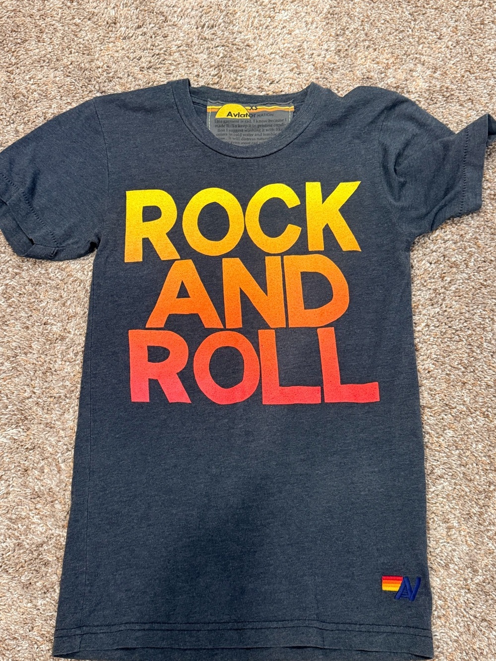 NEW Aviator Nation Rock and Roll Graphic Tee in charoal size XS